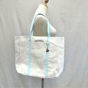 Marc Jacobs Perfect linen limited edition tote bag w/ cherry charm NWT